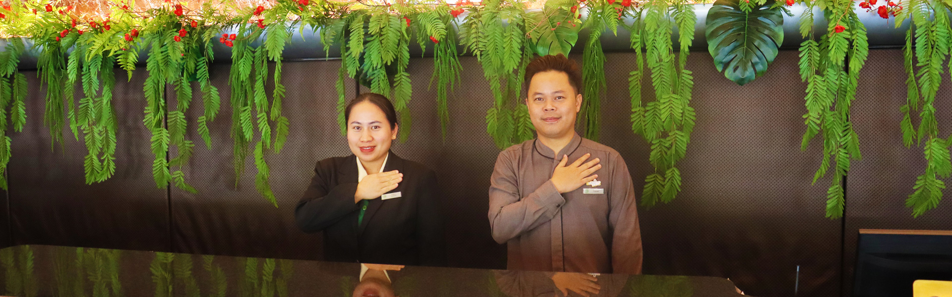 Grand Palace Hotel - Contact Us